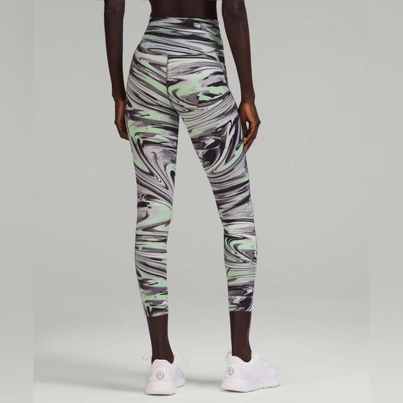NWOT Lululemon Base Pace High-Rise Running Tight 25Paint Glide Warp Multi